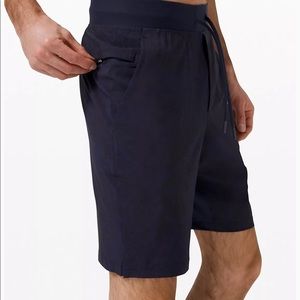 Lululemon THe SHORT with liner 9” shorts